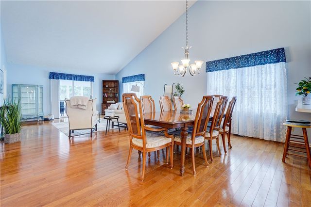 5 Killeen Drive, Perinton, NY 14450