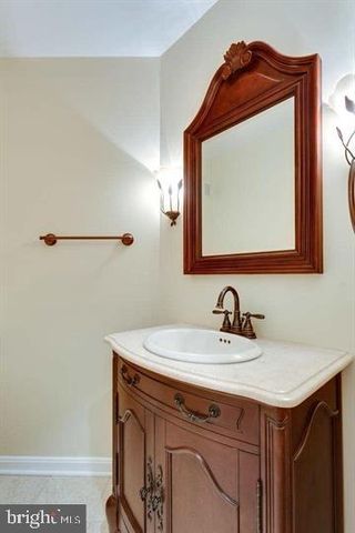 2129 KINGS GARDEN WAY, Falls Church, VA 22043