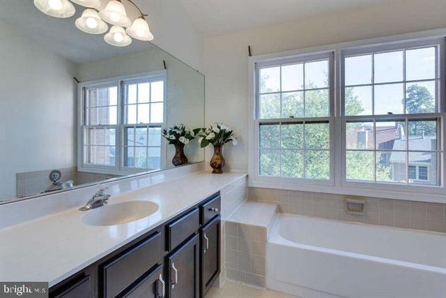 2129 KINGS GARDEN WAY, Falls Church, VA 22043