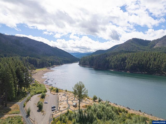 360 S Detroit Rd, Detroit, OR 97342