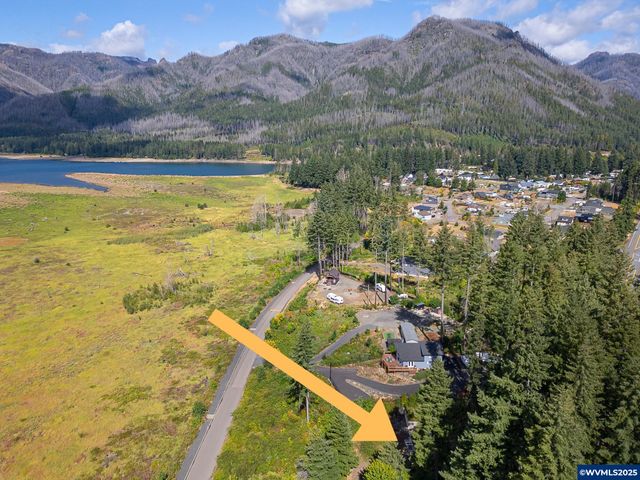 360 S Detroit Rd, Detroit, OR 97342