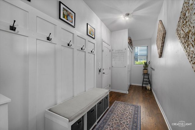 47 Windstone Drive, North Aurora, IL 60542