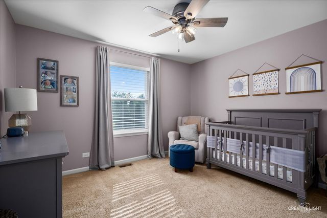 47 Windstone Drive, North Aurora, IL 60542