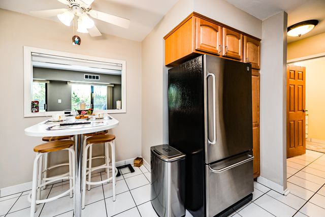 1415 E Central Road 206A, Arlington Heights, IL 60005