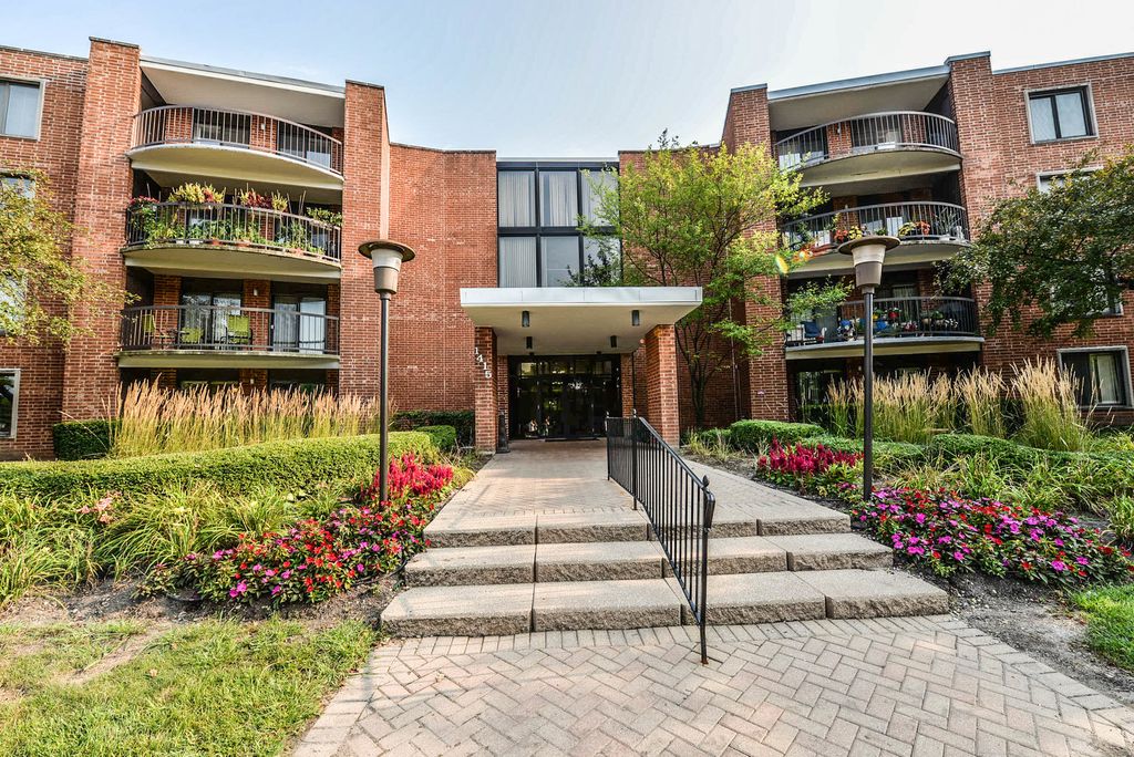 1415 E Central Road 206A, Arlington Heights, IL 60005