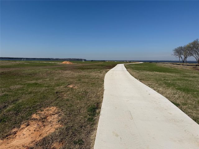 784 Shores Drive, Honey Grove, TX 75446