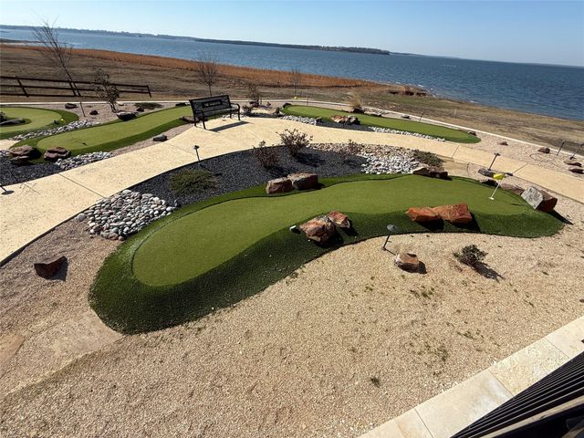 784 Shores Drive, Honey Grove, TX 75446