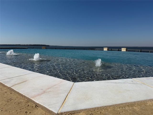 784 Shores Drive, Honey Grove, TX 75446