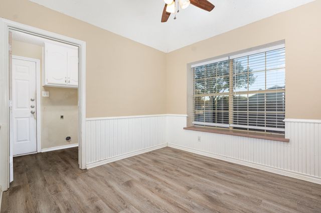 6315 Meadowmere Lane, Arlington, TX 76001