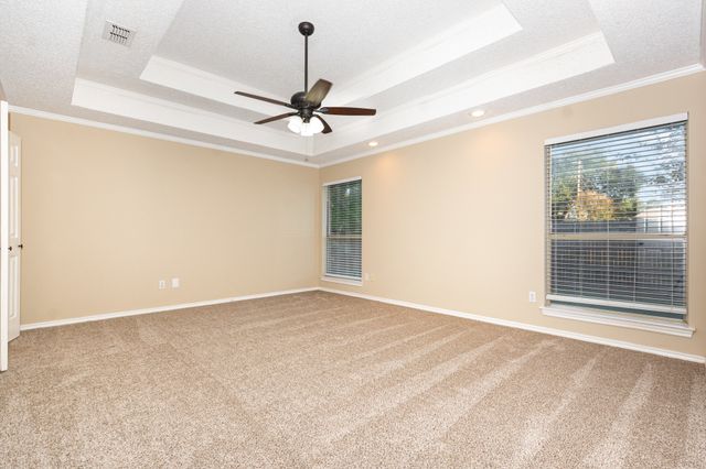 6315 Meadowmere Lane, Arlington, TX 76001