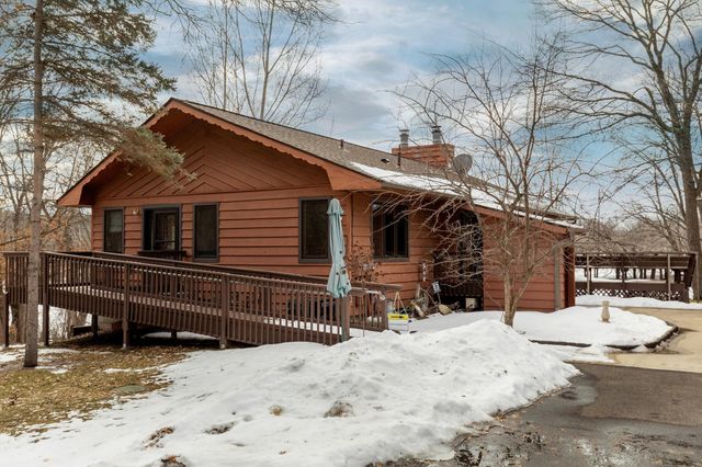 10802 Sunset Bay Lane, Pequot Lakes, MN 56472