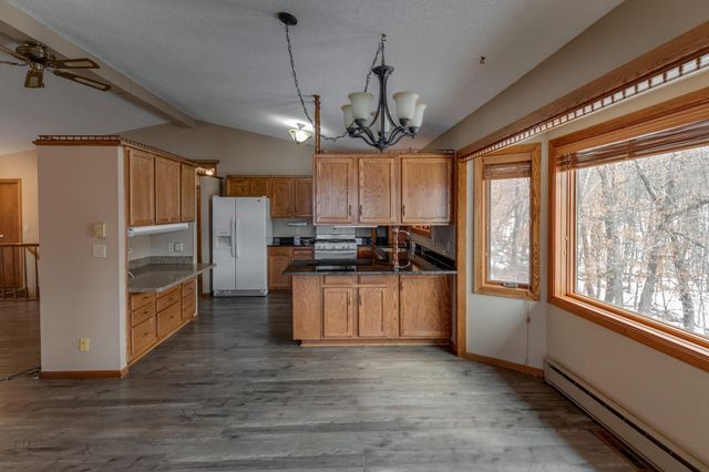 10802 Sunset Bay Lane, Pequot Lakes, MN 56472