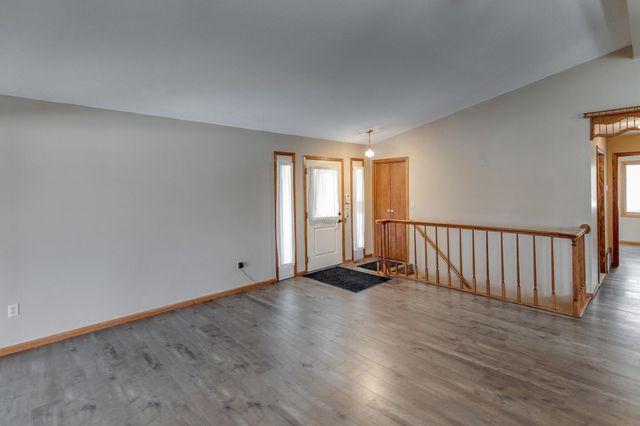 10802 Sunset Bay Lane, Pequot Lakes, MN 56472