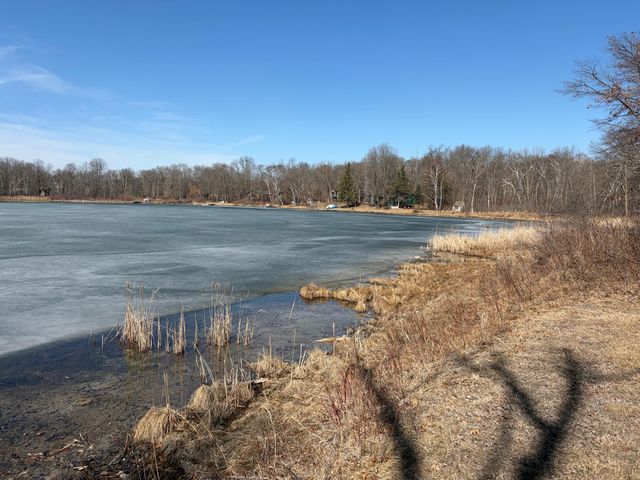 10802 Sunset Bay Lane, Pequot Lakes, MN 56472