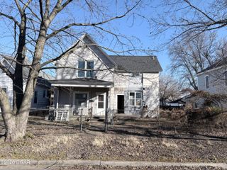 1403 S Sergeant Avenue, Joplin, MO 64804