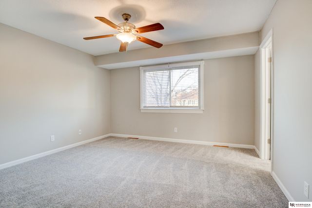 11430 Sunburst Street, Omaha, NE 68164