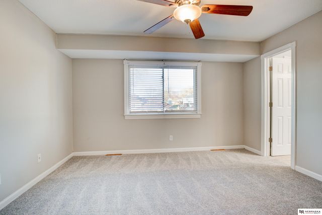 11430 Sunburst Street, Omaha, NE 68164