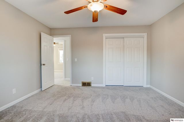 11430 Sunburst Street, Omaha, NE 68164