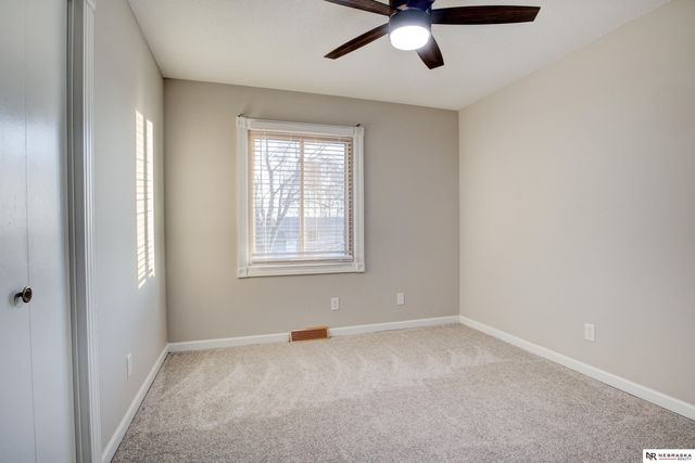 11430 Sunburst Street, Omaha, NE 68164