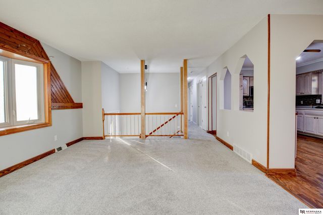 11430 Sunburst Street, Omaha, NE 68164