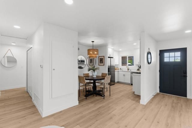 6729 Mezin Way, San Diego, CA 92114