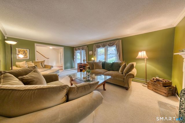 165 Oak Ridge Drive, Berlin, CT 06037