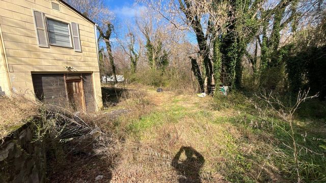 1136 Ridgeland Road, Rossville, GA 30741