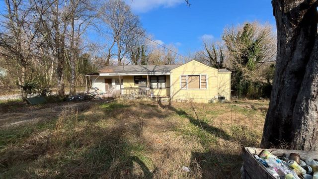 1136 Ridgeland Road, Rossville, GA 30741