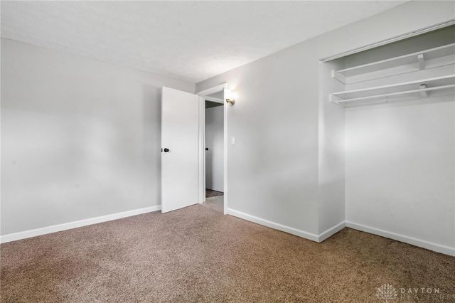 2227 Los Arrow Drive, Dayton, OH 45439