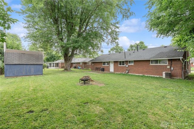 2227 Los Arrow Drive, Dayton, OH 45439