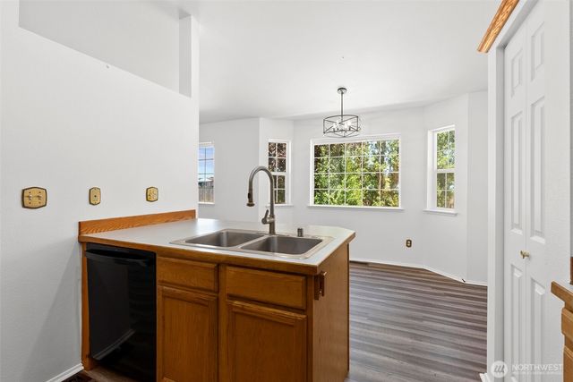 18303 Ivan Street SW, Rochester, WA 98579