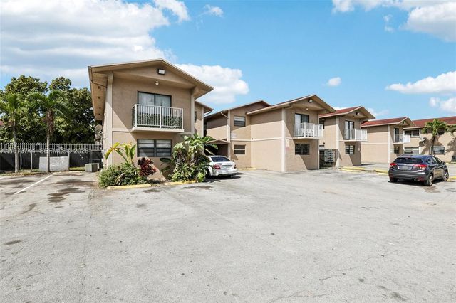 5930 W 25th Ct 104, Hialeah, FL 33016