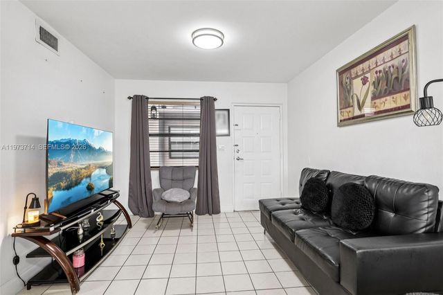 5930 W 25th Ct 104, Hialeah, FL 33016