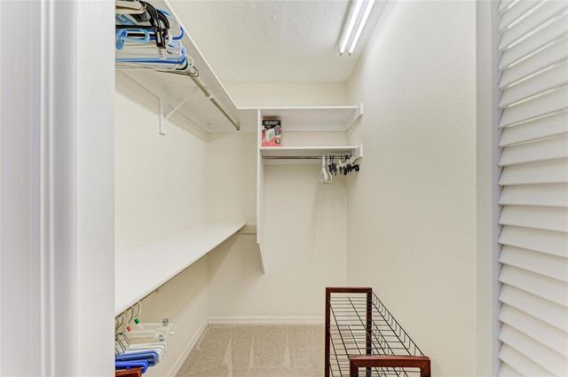 3946 WILSHIRE CIRCLE E 168, Sarasota, FL 34238