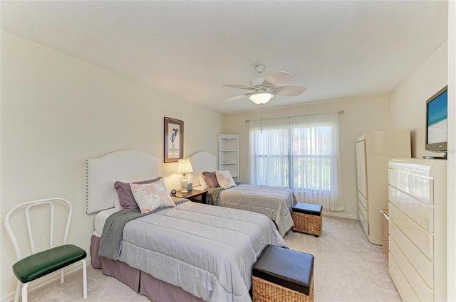3946 WILSHIRE CIRCLE E 168, Sarasota, FL 34238