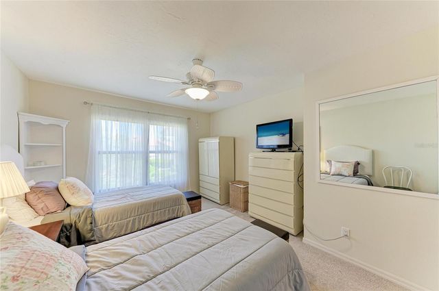 3946 WILSHIRE CIRCLE E 168, Sarasota, FL 34238