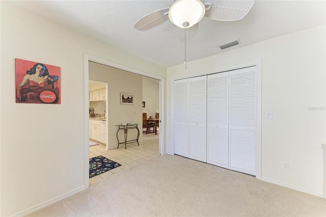 3946 WILSHIRE CIRCLE E 168, Sarasota, FL 34238