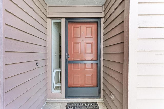 3946 WILSHIRE CIRCLE E 168, Sarasota, FL 34238