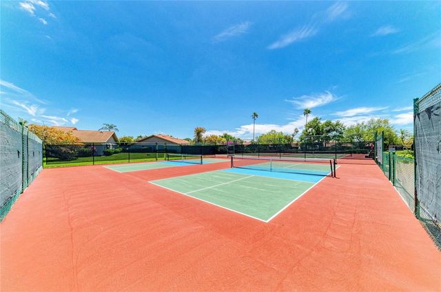 3946 WILSHIRE CIRCLE E 168, Sarasota, FL 34238