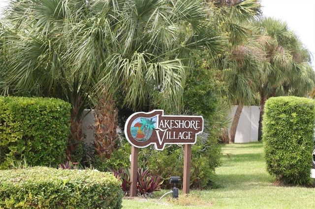 3946 WILSHIRE CIRCLE E 168, Sarasota, FL 34238