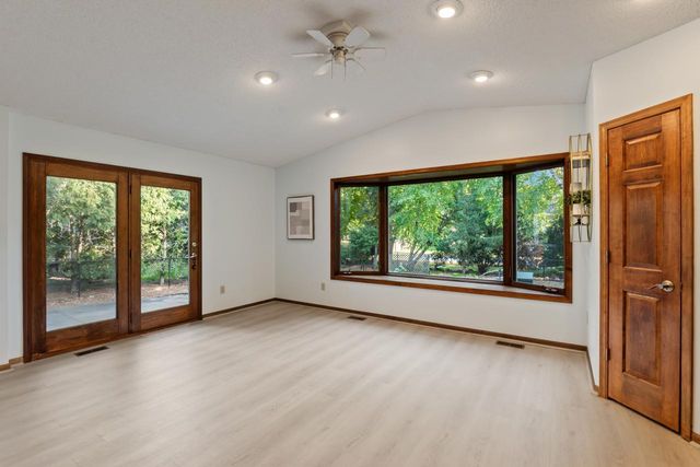 8818 Belvedere Drive, Eden Prairie, MN 55347