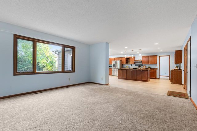 8818 Belvedere Drive, Eden Prairie, MN 55347