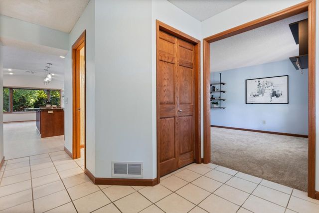 8818 Belvedere Drive, Eden Prairie, MN 55347