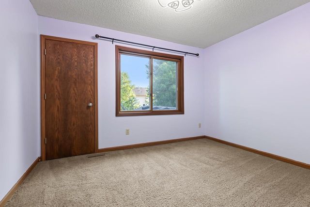 8818 Belvedere Drive, Eden Prairie, MN 55347