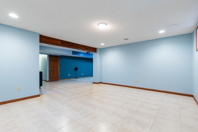 8818 Belvedere Drive, Eden Prairie, MN 55347