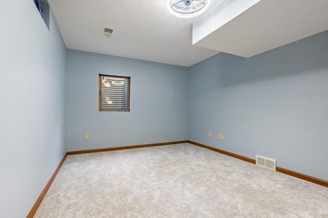 8818 Belvedere Drive, Eden Prairie, MN 55347