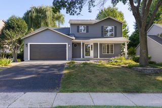 8818 Belvedere Drive, Eden Prairie, MN 55347