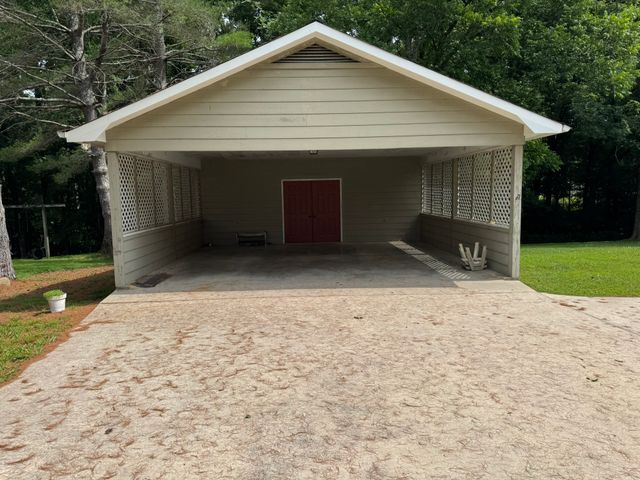 30 W Paradise Dr, Winchester, TN 37398