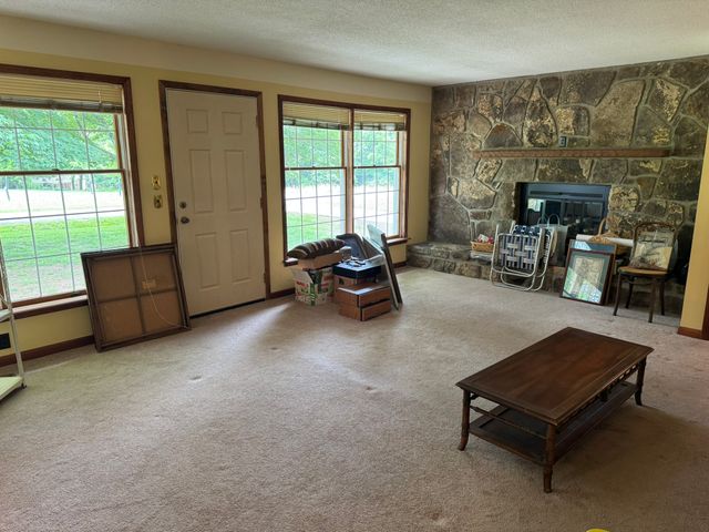 30 W Paradise Dr, Winchester, TN 37398