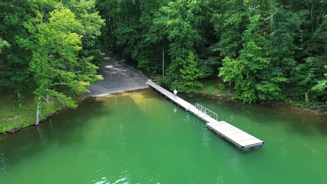30 W Paradise Dr, Winchester, TN 37398
